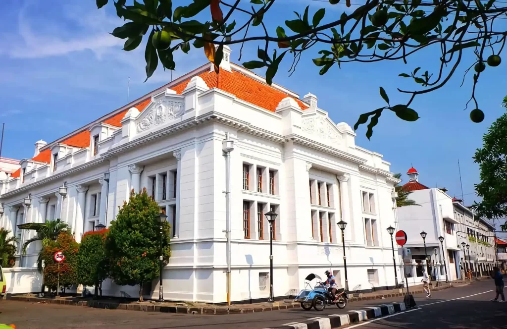 10 wisata surabaya