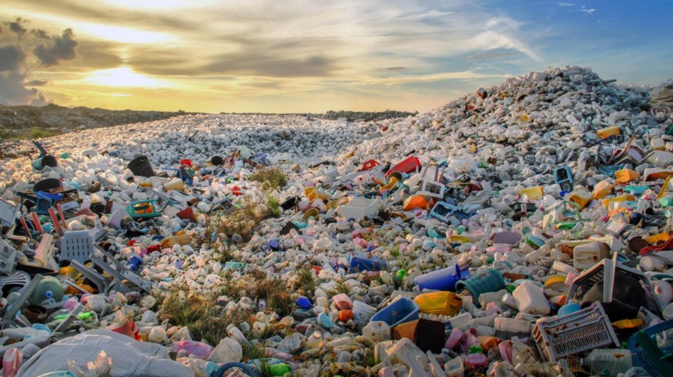 Ubah Limbah Plastik Jadi Bahan Daur Ulang
