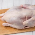 Cara Mengurangi Kerusakan Kulit Ayam saat Proses Pengolahan